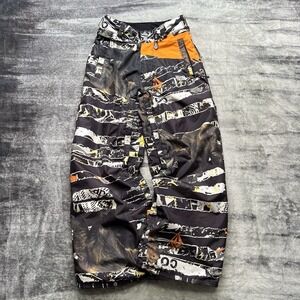 Volcom Disturbance 8000mm Snowboard Pants Youth Medium Print Insulated